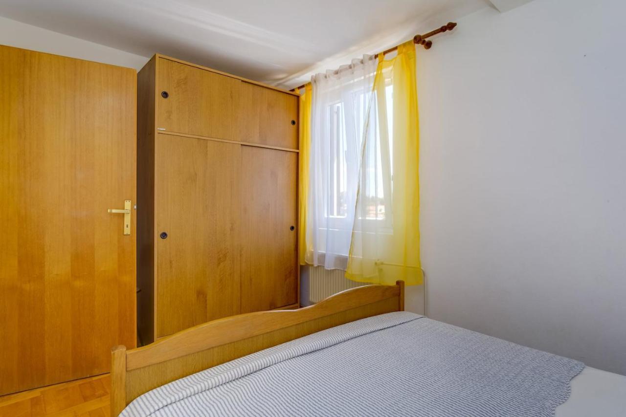 Apartmani Nadalina Veli Lošinj Dış mekan fotoğraf