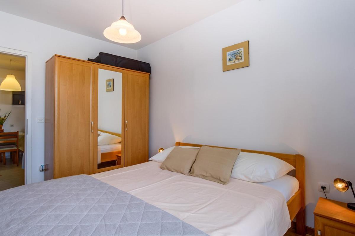 Apartmani Nadalina Veli Lošinj Dış mekan fotoğraf