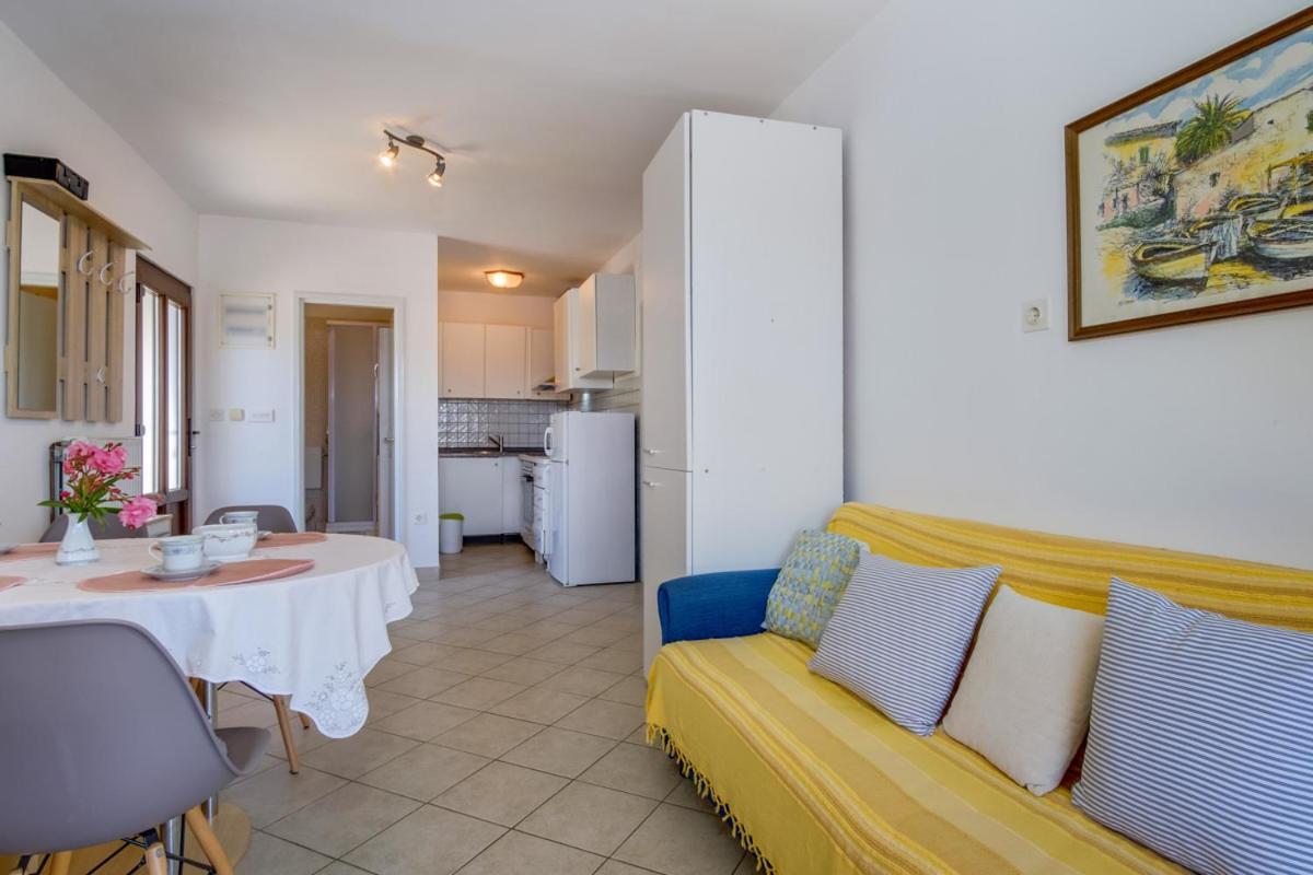 Apartmani Nadalina Veli Lošinj Dış mekan fotoğraf
