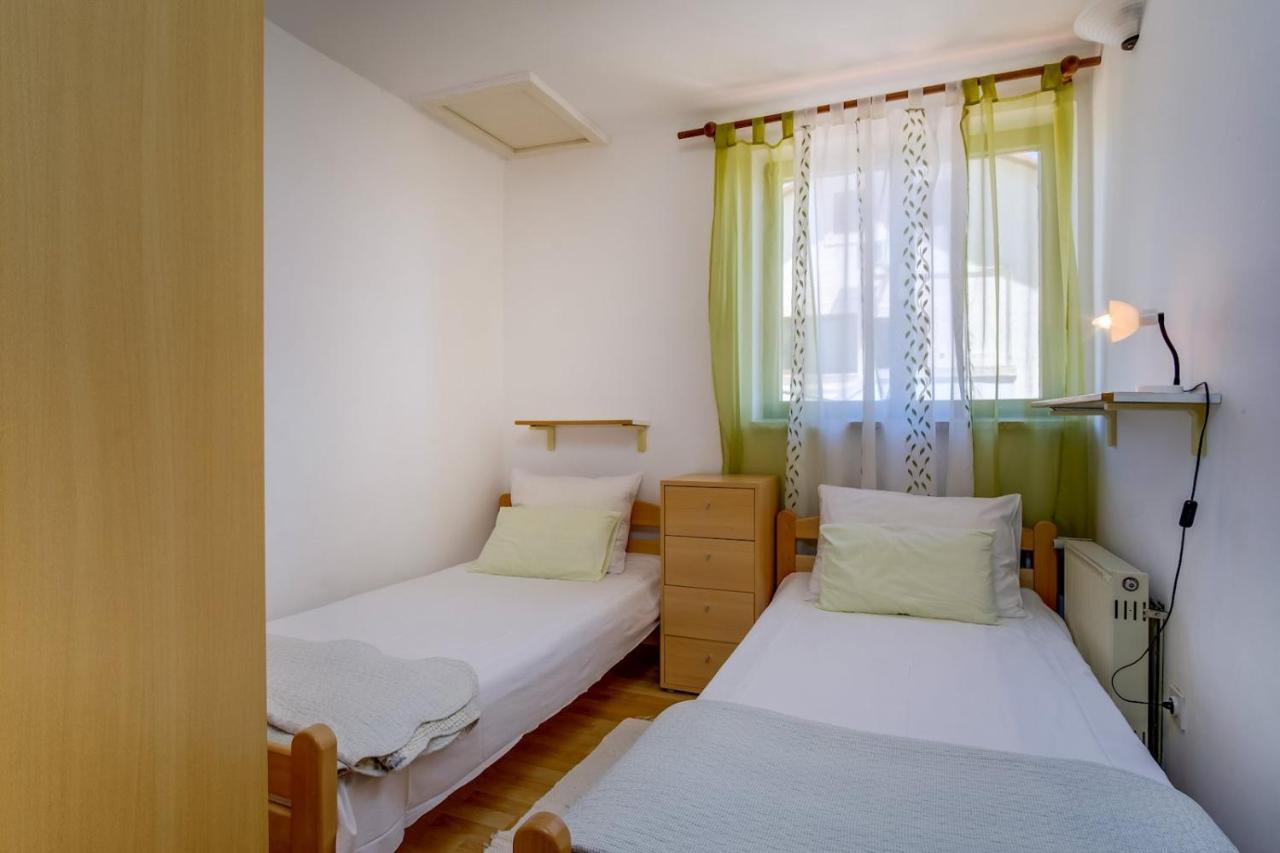 Apartmani Nadalina Veli Lošinj Dış mekan fotoğraf