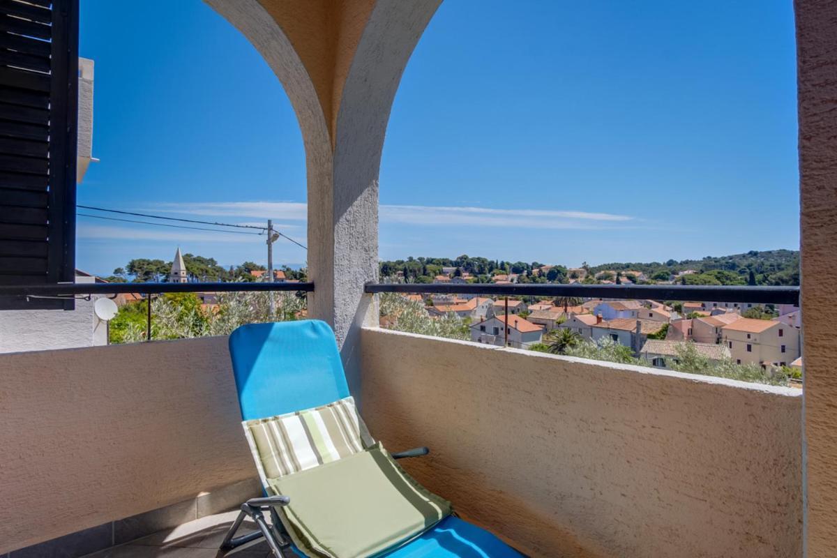 Apartmani Nadalina Veli Lošinj Dış mekan fotoğraf