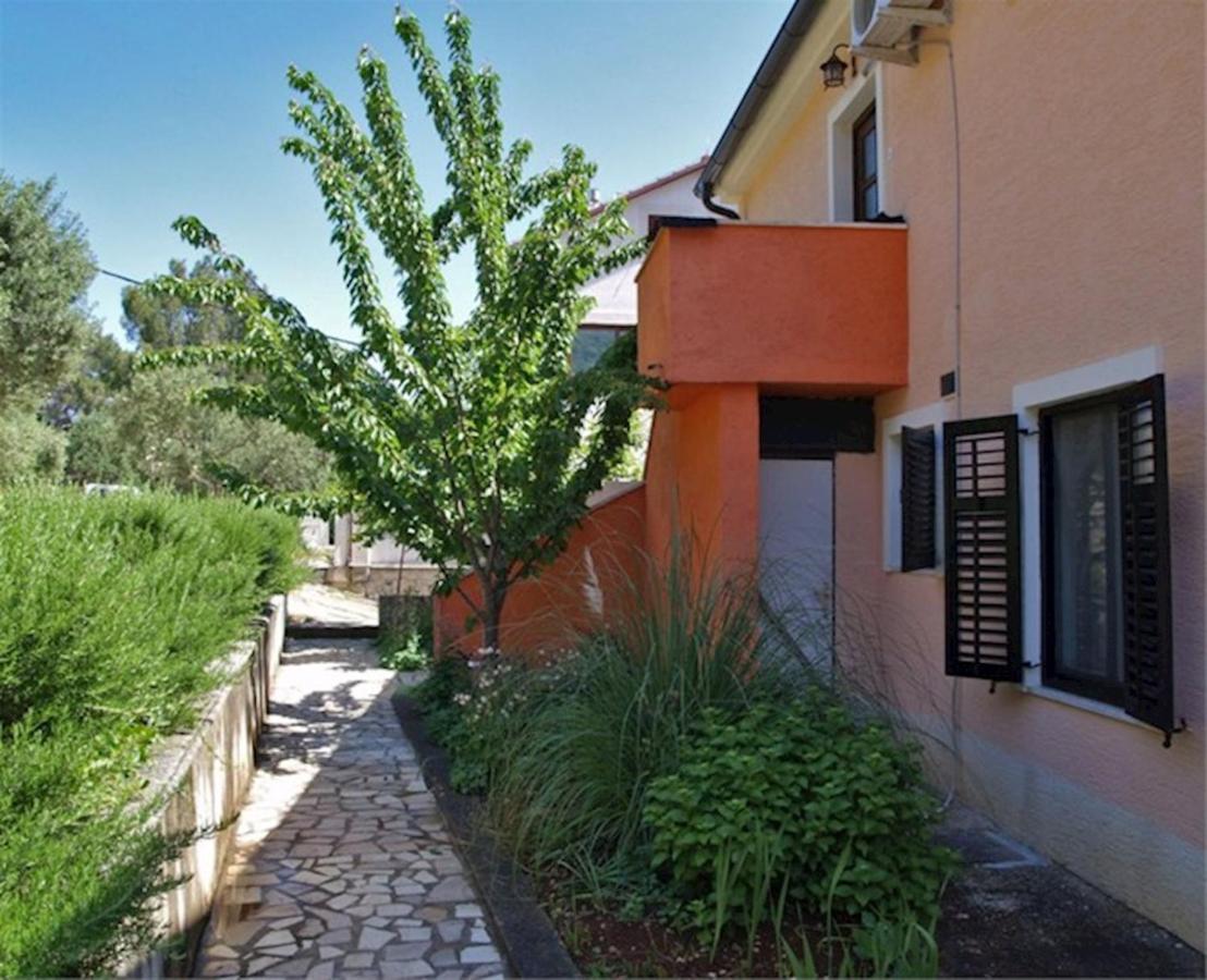 Apartmani Nadalina Veli Lošinj Dış mekan fotoğraf