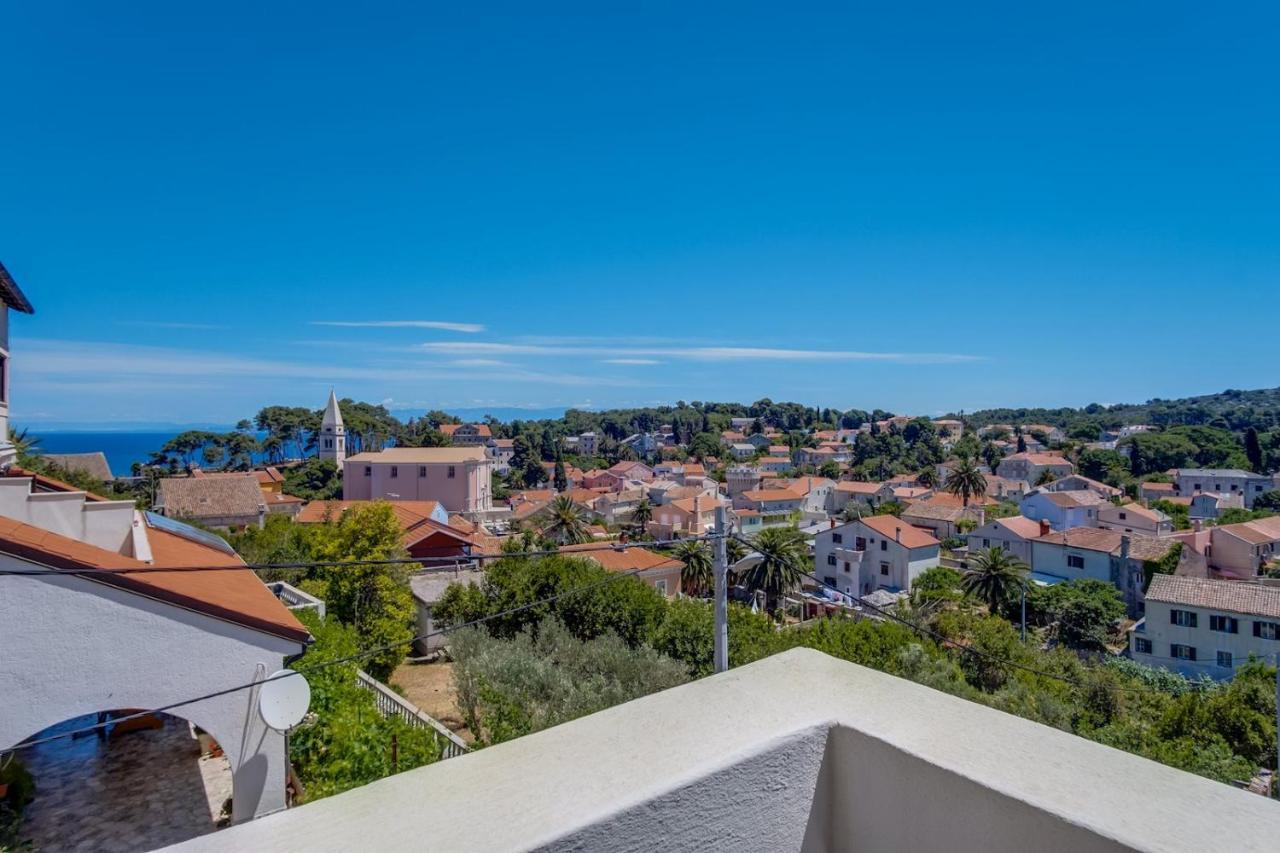 Apartmani Nadalina Veli Lošinj Dış mekan fotoğraf