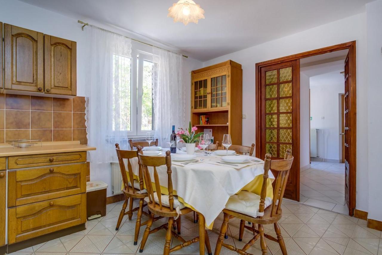 Apartmani Nadalina Veli Lošinj Dış mekan fotoğraf