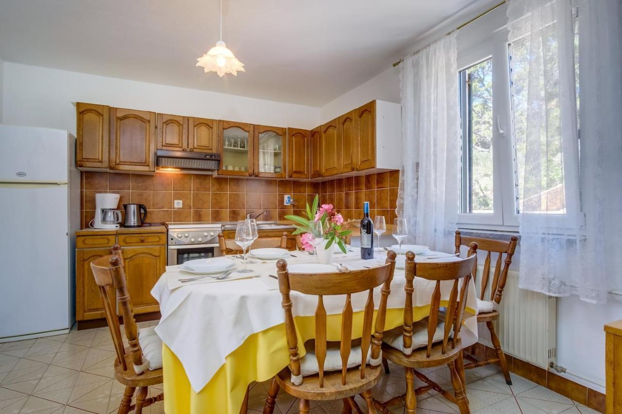 Apartmani Nadalina Veli Lošinj Dış mekan fotoğraf
