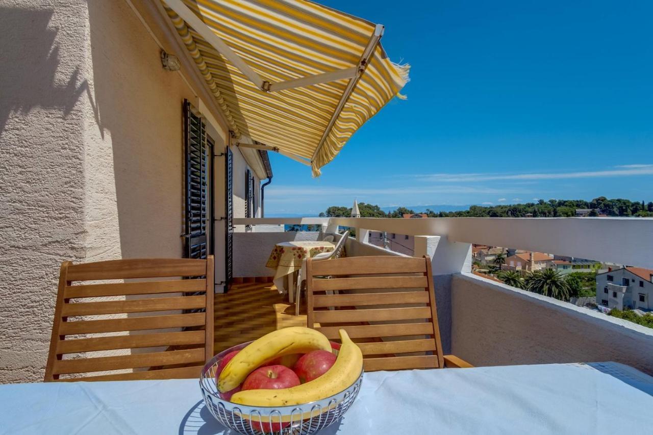 Apartmani Nadalina Veli Lošinj Dış mekan fotoğraf