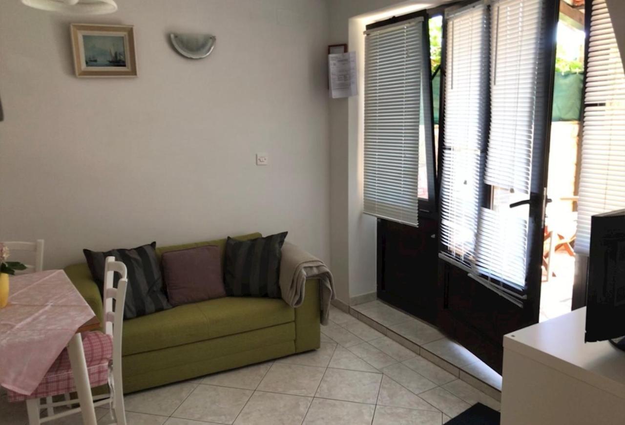 Apartmani Nadalina Veli Lošinj Dış mekan fotoğraf